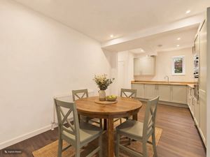 Kitchen/Diner Styling Option - click for photo gallery